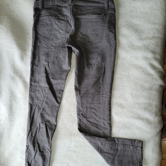 Grey skinny jeans - Picture 2 of 3